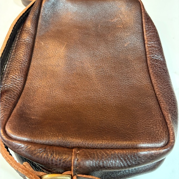 Portland Leather Rich Brown Bag - Picture 7 of 12